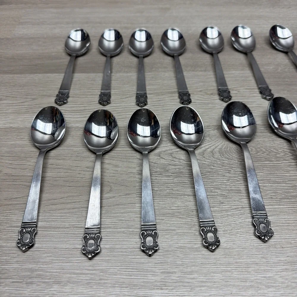 National Stainless, King Eric, Lot of 14 Piece Spoon Set Japan Made Stainless